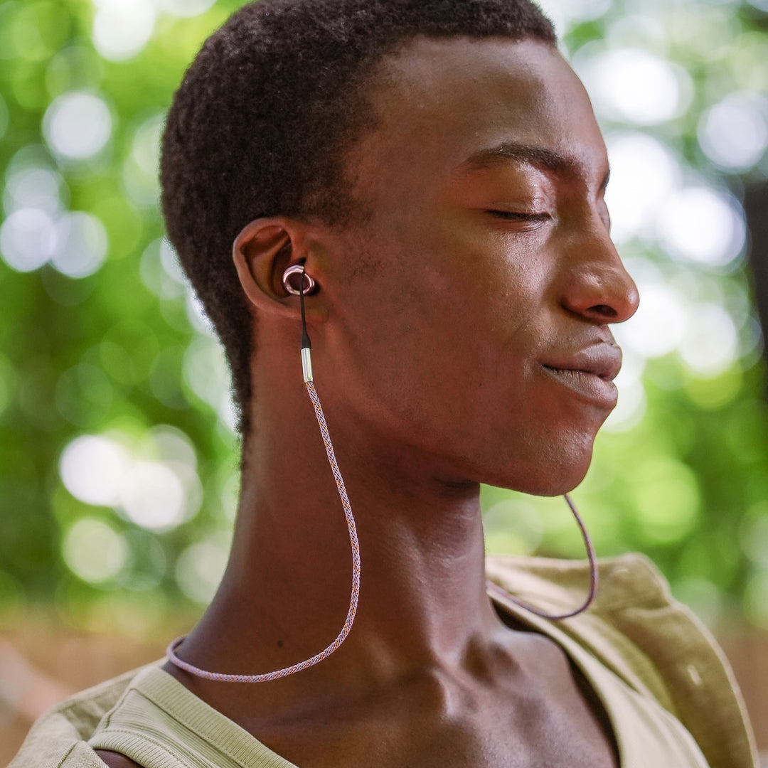 Loop Link: Magnetic Connector for Security – Loop Earplugs